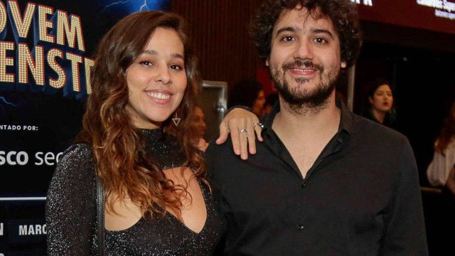 Thati Lopes e George Sauma confirmam namoro