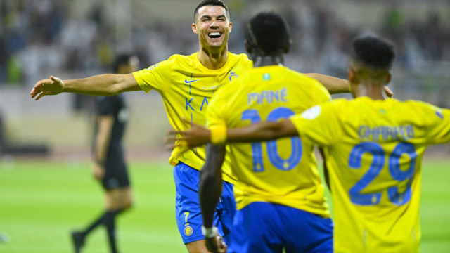 "Estou muito feliz por estar aqui na Arábia. O futebol está evoluindo"