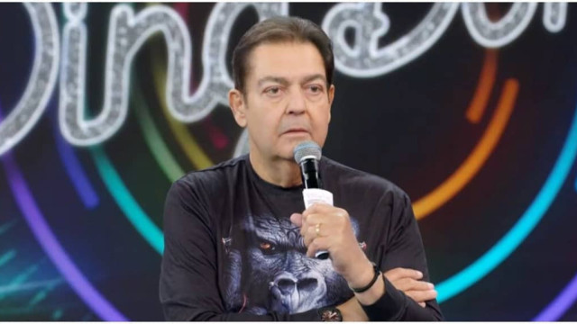 Faustão é extubado e passa bem, diz boletim médico