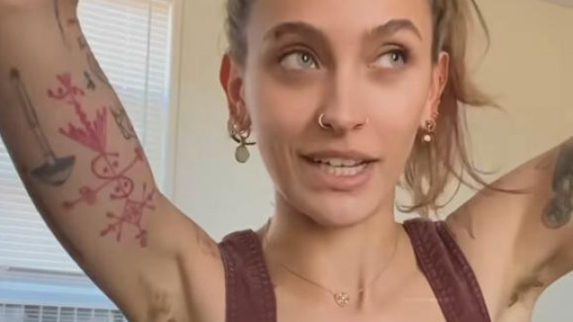 Paris Jackson responde a ‘haters’ que a atacaram por mostrar pelos
