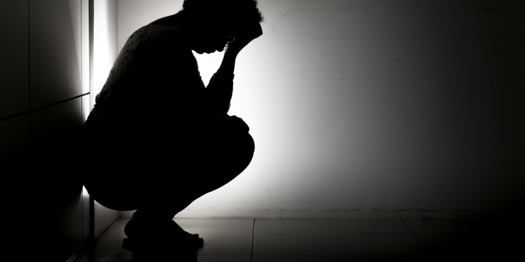 Estudo alerta para alta incidência de suicídio na adolescência