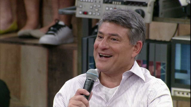 Com estreia de Cléber Machado em semifinal da Sul-Americana, SBT vence Globo no ibope
