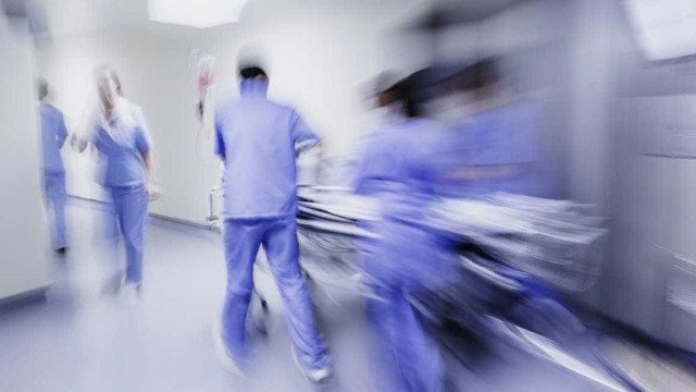 Pai tem AVC e morre após saber que filha foi trocada há 42 anos em SC