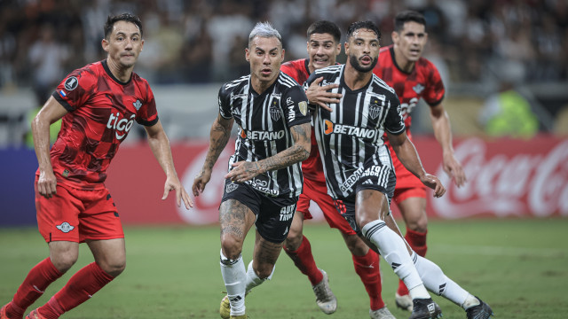 Com casa cheia, Atlético-MG enfrenta o Cuiabá para seguir em busca do G-6 do Brasileiro
