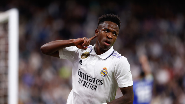 Ancelotti confirma que Vinicius Júnior será titular em jogo contra líder do Espanhol