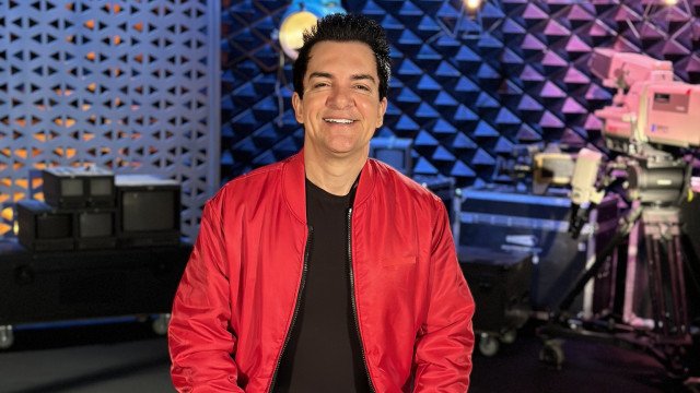 Régis Danese recebe alta de hospital após grave acidente