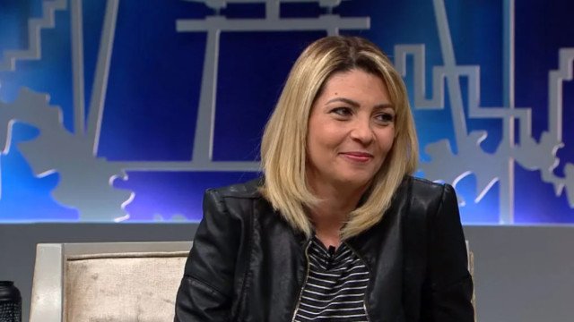 Atriz Marlei Cevada, a Nina de A Praça É Nossa, cai no banheiro e é internada em UTI