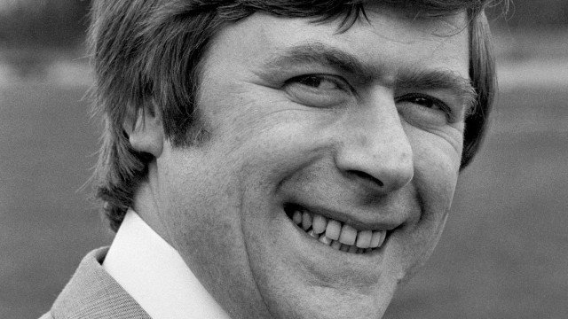 Morre o comediante inglês Mike Yarwood