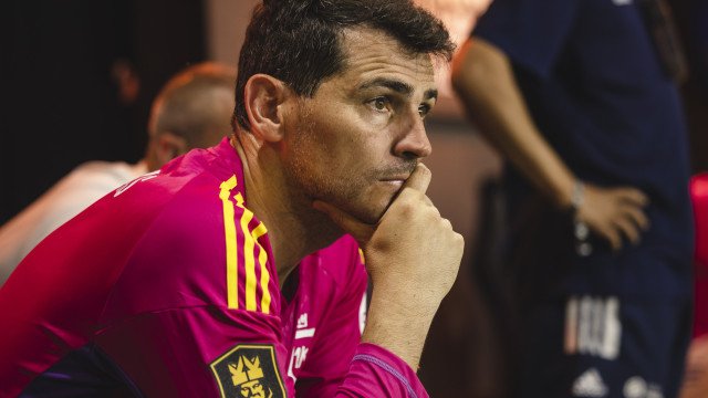 Casillas revolta-se com rumores sobre romance: "Deixem-me em paz"