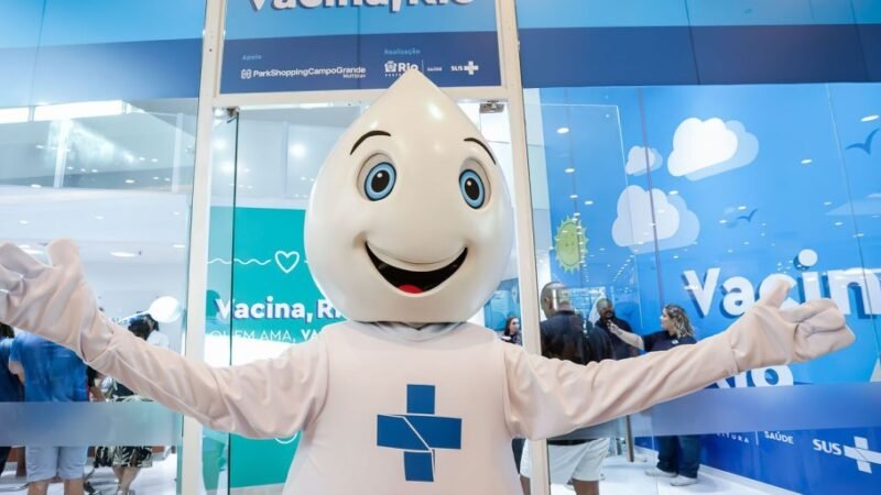 Saúde inaugura loja conceito de vacinação em shopping do Rio
