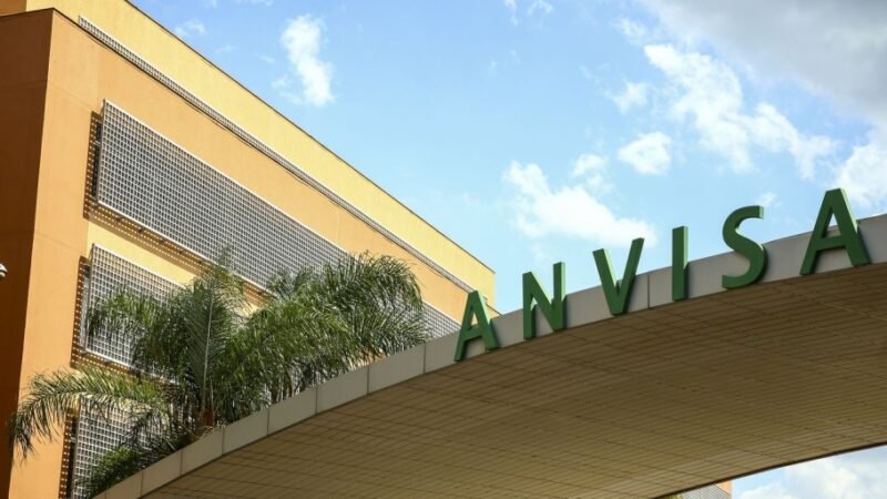 Anvisa define composição de vacinas contra influenza para 2024