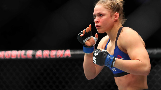Ronda Rousey volta ao Brasil em busca de quebrar recorde do Guinness