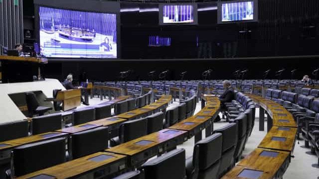 Deputados avaliam impor limites ao governo em bloqueio de emendas parlamentares