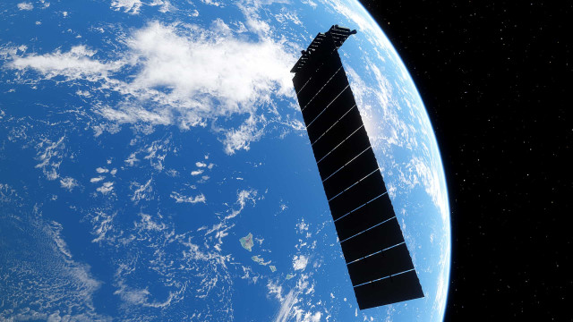 MEC suspende regra que direciona internet de escolas para Starlink de Elon Musk