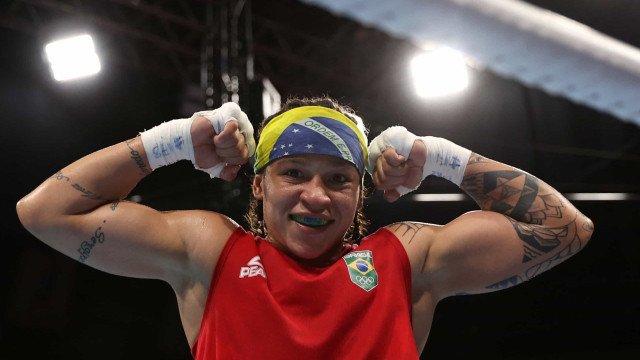 Beatriz Ferreira vence no boxe, garante medalha no Pan e vaga em Paris-2024