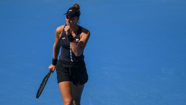Bia Haddad vence nas duplas e vai às oitavas do WTA de Pequim