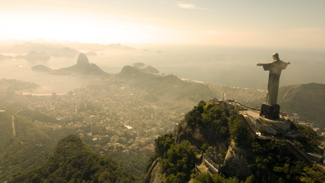 Cristo Redentor completa 92 anos com festa e missa