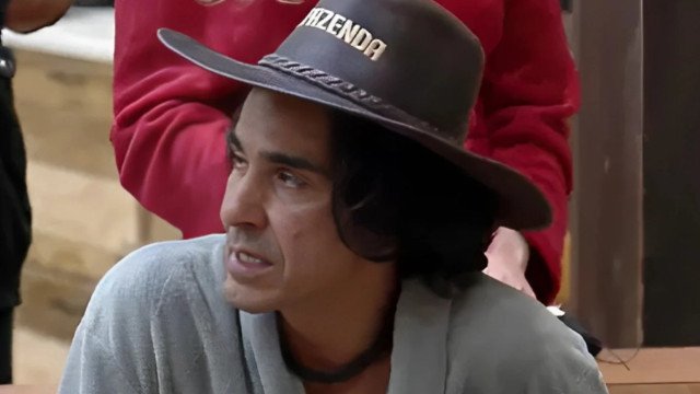 André Gonçalves está na roça em ‘A Fazenda 15’
