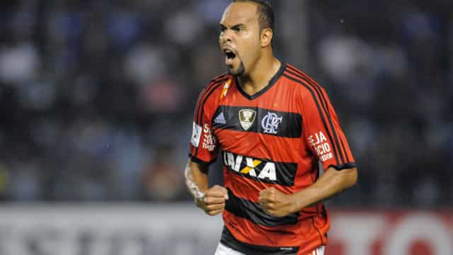 Alecsandro, ex-jogador de Palmeiras, Vasco e Flamengo, é o novo comentarista da Globo