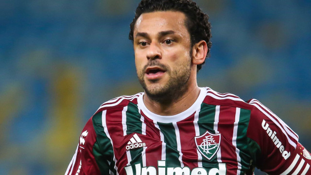 Fred, do Fluminense, é assaltado no RJ e tem carro e celular roubados