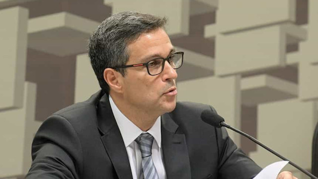 É importante insistir no arcabouço fiscal, reitera Campos Neto