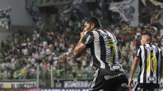 Com a volta de Hulk, Atlético-MG recebe o Goiás para seguir na cola do G-4 do Brasileirão