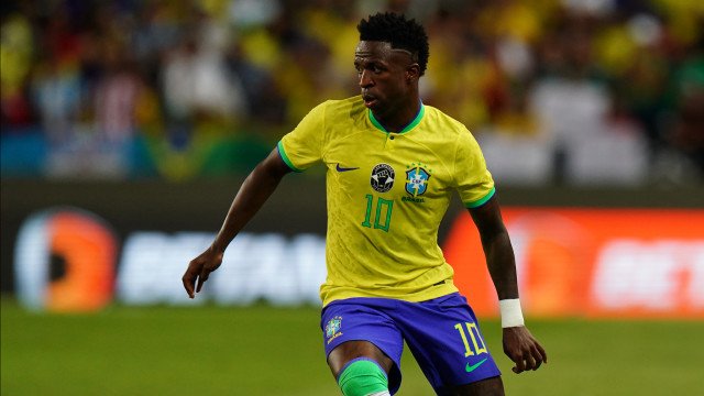 Vinicius Júnior tem lesão confirmada e desfalca seleção contra a Argentina
