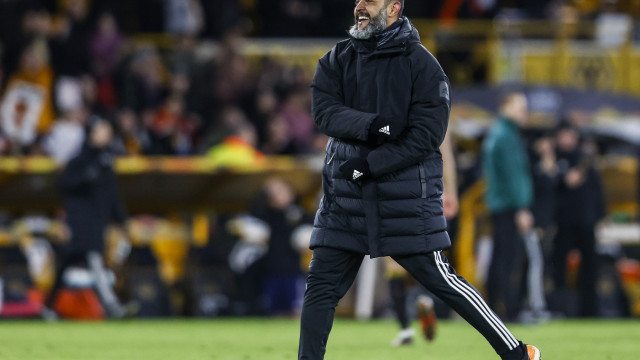 Técnico briga com Benzema e é demitido do Al-Ittihad, possível rival do Fluminense no Mundial