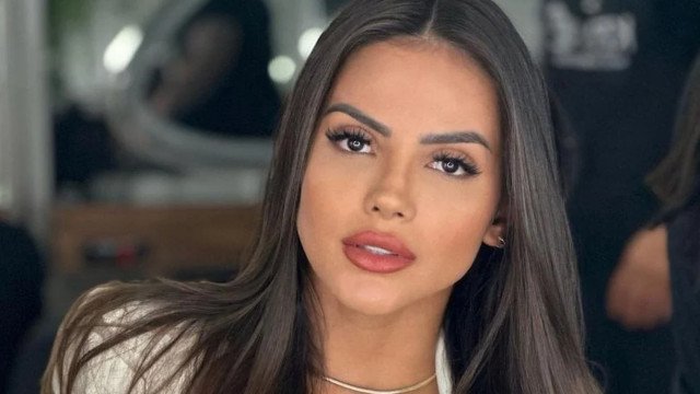 Corpo de Lu Andrade, influencer que morreu após lipo, é velado em São Paulo