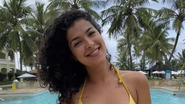 Após piada polêmica com Marília Mendonça e broncas, humorista pede desculpas: ‘Erro’