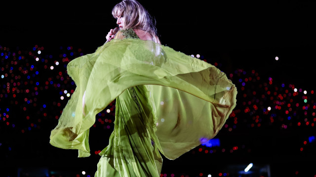 Fãs gastam até R$ 25 mil em viagens ao exterior para ver ídolos como Taylor Swift