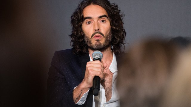Agressões sexuais: Russel Brand já teria sido interrogado pela polícia