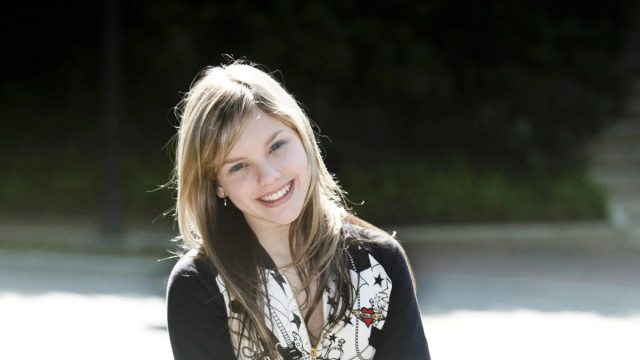 Letícia Navas, ex-TV Globinho, diz que quer atuar novamente no Brasil