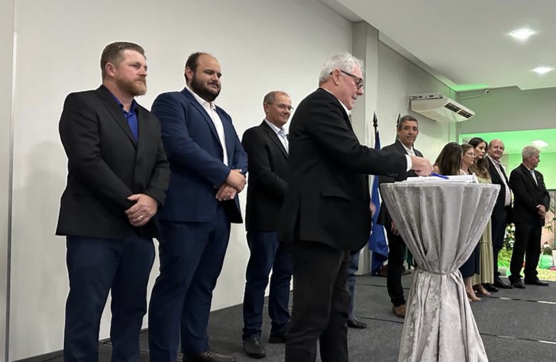 Sinop: diretoria do sindicato rural é empossada e produtores pioneiros homenageados