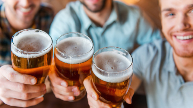 10,1% dos homens afirmam dirigir após beber; entre mulheres, taxa é de 2,2%