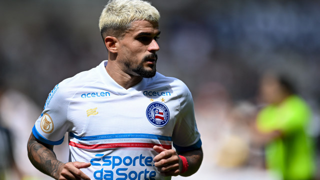 Mercado da bola: Veteranos fora do Corinthians e R$ 269 milhões por Cauly