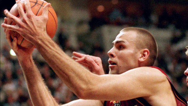 Ex-jogador da NBA, Eric Montross morre aos 52 anos após batalha coontra o câncer