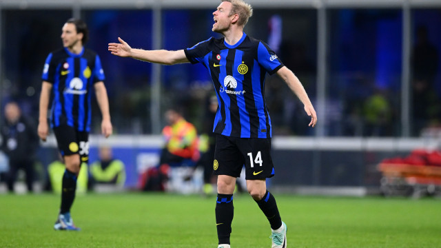 Inter de Milão derrota Lecce e abre vantagem na liderança do Campeonato Italiano