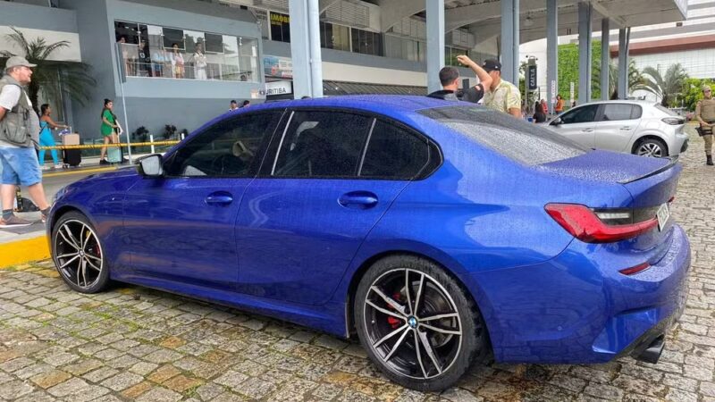 Falha mecânica levou monóxido de carbono para dentro de carro, diz polícia; quatro pessoas morreram
