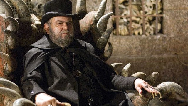 Zé do Caixão reencarna em caixa com nove filmes de terror restaurados