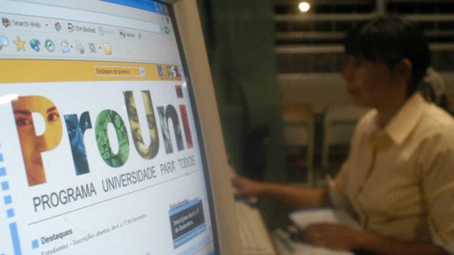 MEC disponibiliza mais de 402 mil bolsas para o Prouni