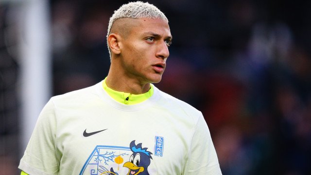 Richarlison marca e Tottenham arranca empate com o Manchester United no Campeonato Inglês