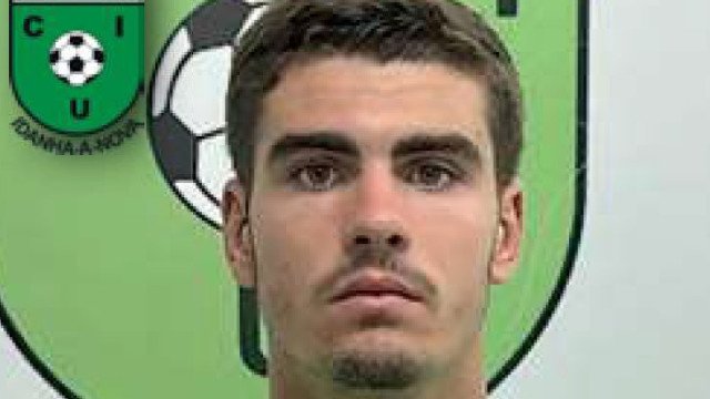 Jogador que atuava em Portugal morre em acidente de carro