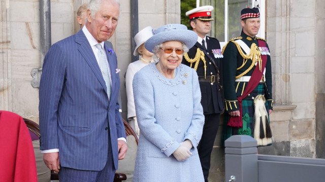 Rainha Elizabeth II deixou carta selada ao filho Charles antes de morrer