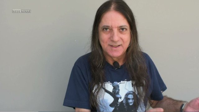 Morre Adriano Falabella, apresentador da Rede Minas e crítico musical, aos 70
