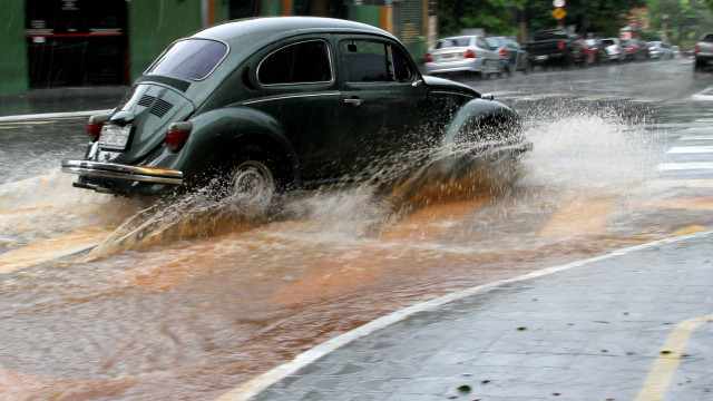 Chuvas intensas devem atingir o litoral de São Paulo e do Rio de Janeiro