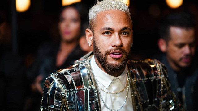 Neymar vence torneio de pôquer realizado em celebração de seu aniversário de 32 anos