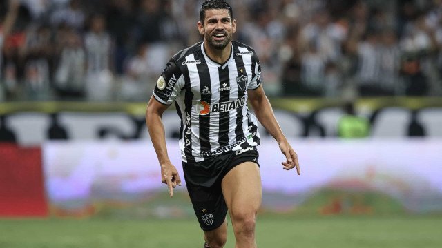Substituto de Suárez, Diego Costa chega ao Grêmio respaldado por Renato