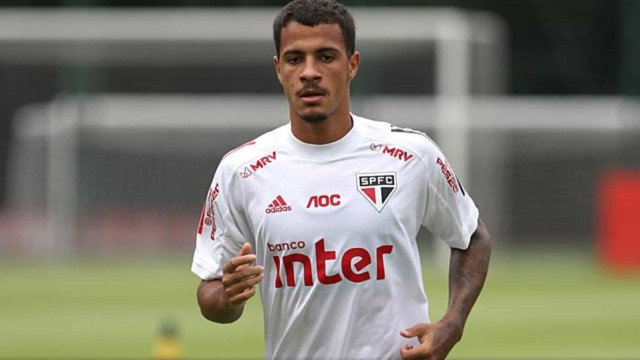 São Paulo renova com zagueiro Diego Costa até 2028: ‘Aqui me sinto em casa’