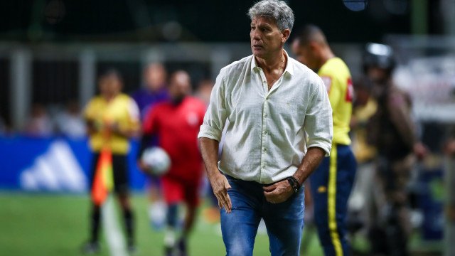 Grêmio goleia Santa Cruz por 6 a 2 e vira líder provisório do Gaúcho